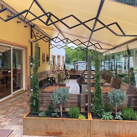 Ferienwohnungen Park Cafe Am Kurpark Bernkastel-Kues Kültér fotó