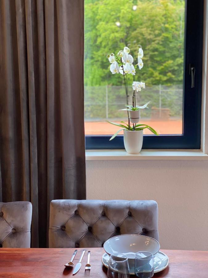 Ferienwohnungen Park Cafe Am Kurpark Bernkastel-Kues Kültér fotó