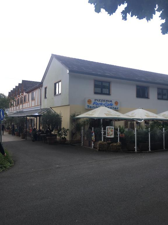 Ferienwohnungen Park Cafe Am Kurpark Bernkastel-Kues Kültér fotó